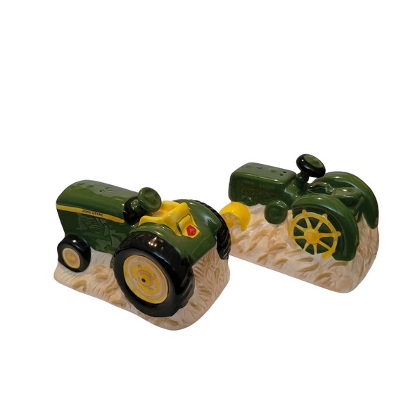 John Deere Official Merchandise Salt and Pepper Shakers - Picture 1 of 5